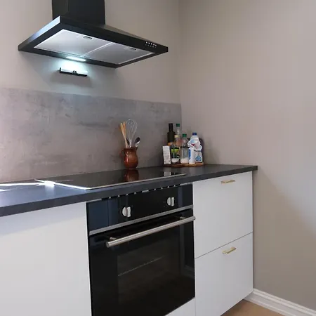 Centrally Located, 3 Bedrooms, Garden, Parking And Fast Wifi * Raufoss