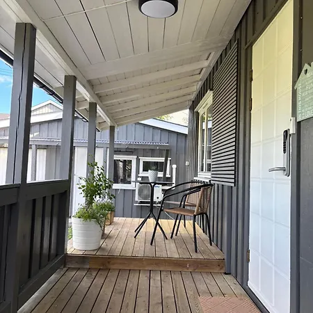Lejlighed Centrally Located, 3 Bedrooms, Garden, Parking And Fast Wifi *
