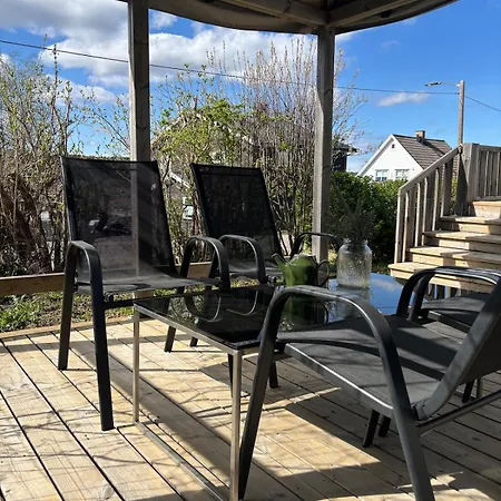 Διαμέρισμα Centrally Located, 3 Bedrooms, Garden, Parking And Fast Wifi Raufoss