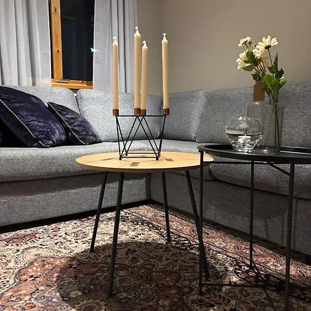 Lejlighed Centrally Located, 3 Bedrooms, Garden, Parking And Fast Wifi *